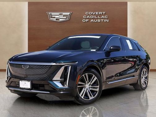 Emerald Lake Metallic 2024 Cadillac LYRIQ Luxury