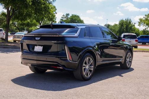 Emerald Lake Metallic 2024 Cadillac LYRIQ Luxury