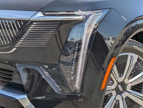 2025 Cadillac Escalade IQ Luxury 2