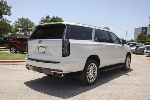 2022 Cadillac Escalade ESV Premium Luxury