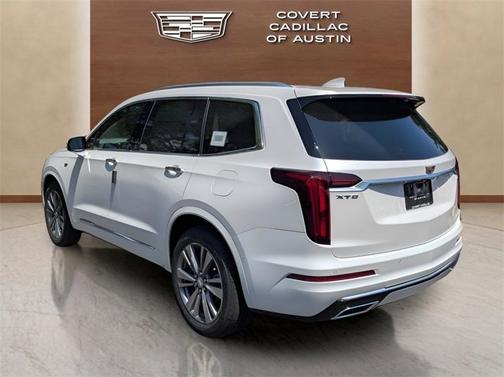 2025 Cadillac XT6 FWD Premium Luxury