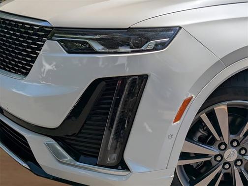 2025 Cadillac XT6 FWD Premium Luxury