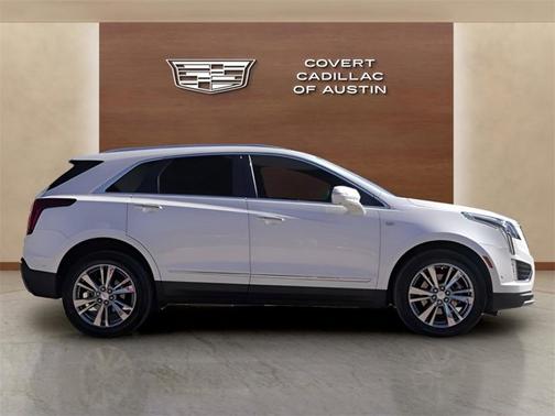 2023 Cadillac XT5 FWD Premium Luxury