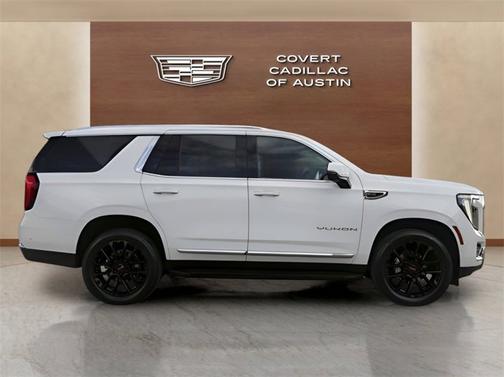 2025 GMC Yukon Elevation