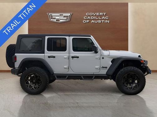 Silver Zynith Clearcoat 2024 Jeep Wrangler Willys
