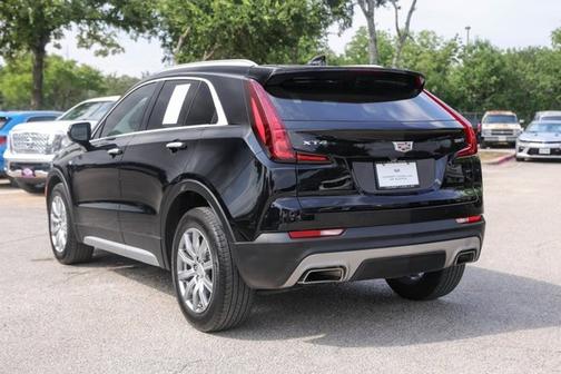 2023 Cadillac XT4 FWD Premium Luxury