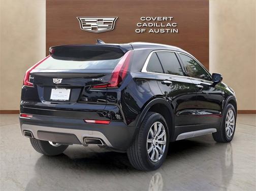 2023 Cadillac XT4 FWD Premium Luxury