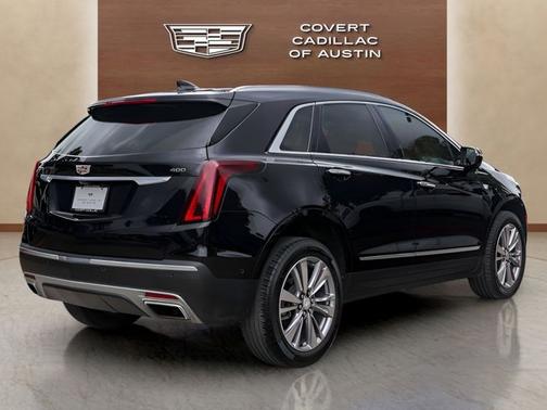 Stellar Black Metallic 2023 Cadillac XT5 FWD Premium Luxury