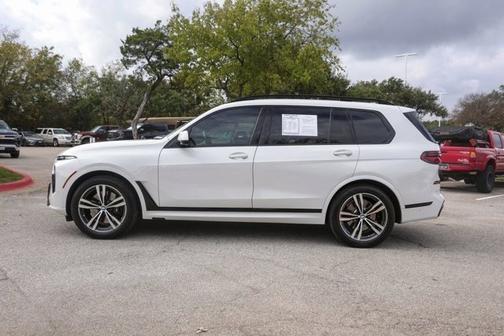 2023 BMW X7 xDrive40i