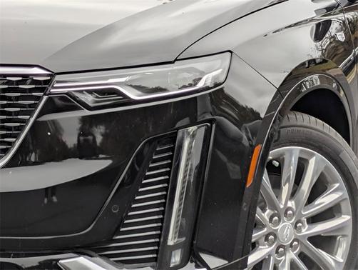 2025 Cadillac XT6 FWD Premium Luxury