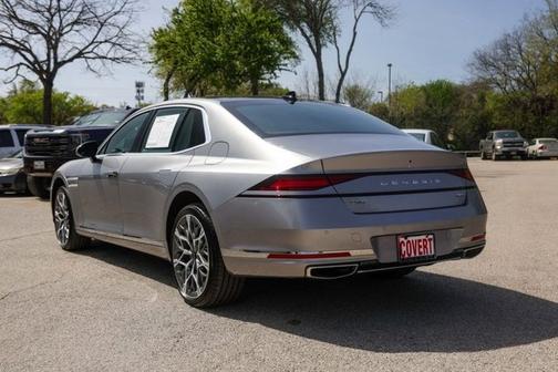 2025 Genesis G90 e-SC