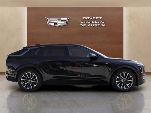 2024 Cadillac LYRIQ Sport