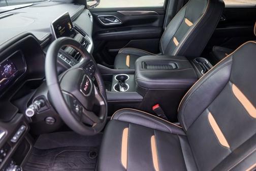 2023 GMC Yukon XL AT4