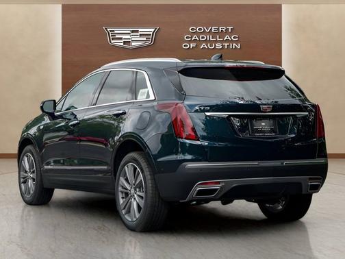Emerald Lake Metallic 2026 Cadillac XT5 FWD Premium Luxury