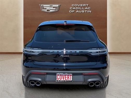 2024 Porsche Macan Base (PDK)
