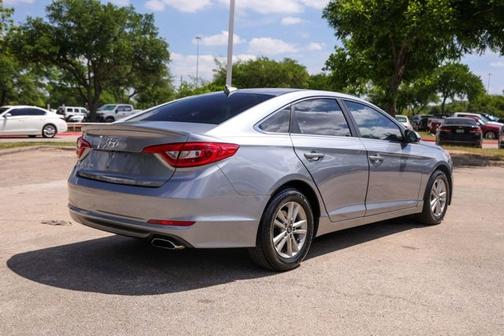 Shale Gray Metallic 2015 Hyundai SONATA SE