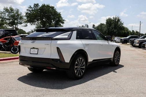 Crystal White Tricoat 2025 Cadillac LYRIQ Sport