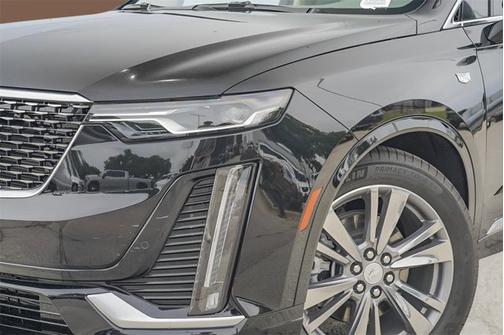 2025 Cadillac XT6 FWD Premium Luxury
