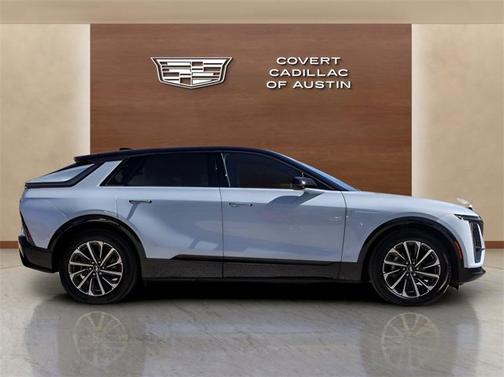 2024 Cadillac LYRIQ Sport
