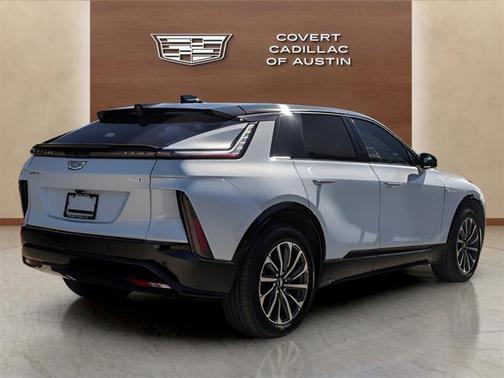 2024 Cadillac LYRIQ Sport