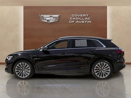 2019 Audi e-tron Prestige