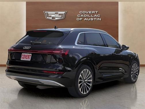 2019 Audi e-tron Prestige
