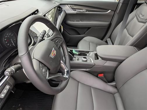 2025 Cadillac XT6 AWD Sport