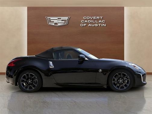2019 Nissan 370Z Touring