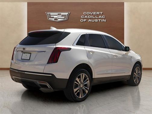 2024 Cadillac XT5 FWD Premium Luxury