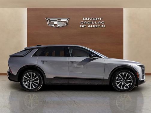 2024 Cadillac LYRIQ Sport