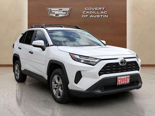 Ice Cap 2025 Toyota RAV4 XLE