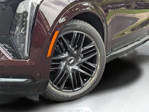 2025 Cadillac Escalade IQ Sport 1