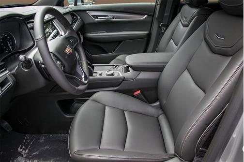 2025 Cadillac XT6 FWD Luxury