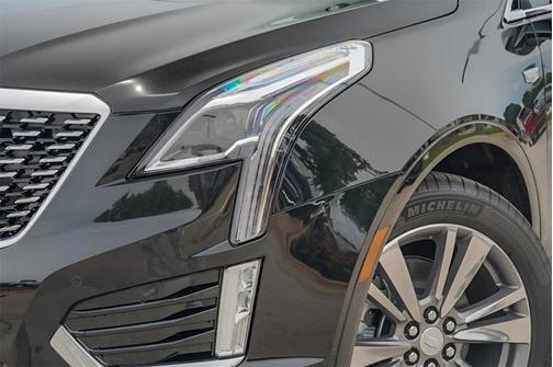 2025 Cadillac XT5 FWD Premium Luxury