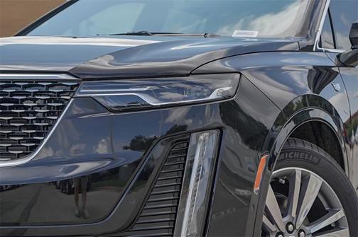 2025 Cadillac XT6 FWD Premium Luxury