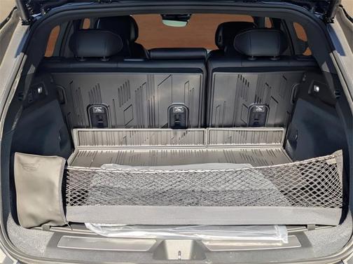 2026 Cadillac LYRIQ Premium Sport