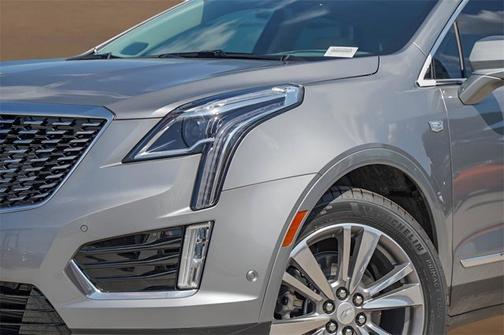 2025 Cadillac XT5 FWD Premium Luxury