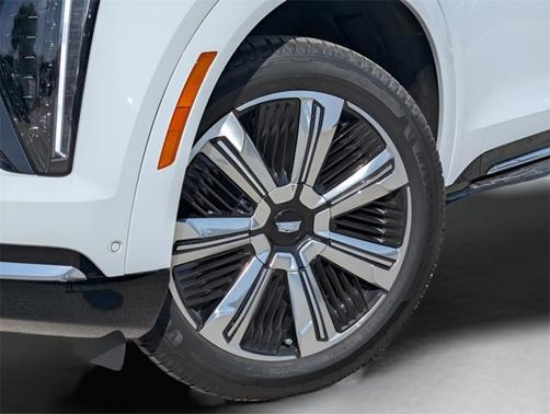 2025 Cadillac Escalade IQ Luxury 2