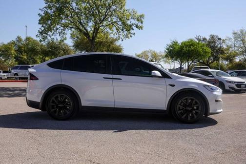 2023 Tesla Model X Standard Range