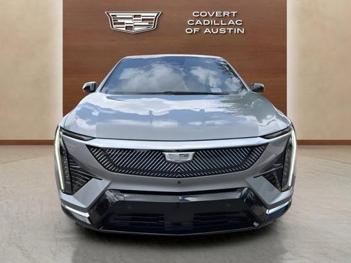 Argent Silver Metallic 2026 Cadillac OPTIQ Luxury