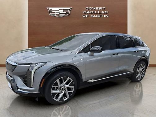 Argent Silver Metallic 2026 Cadillac OPTIQ Luxury