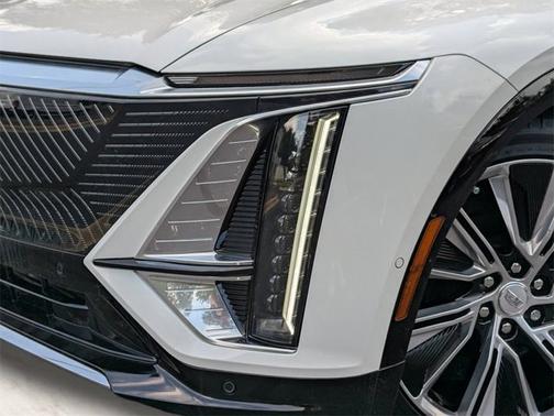 2025 Cadillac LYRIQ Luxury