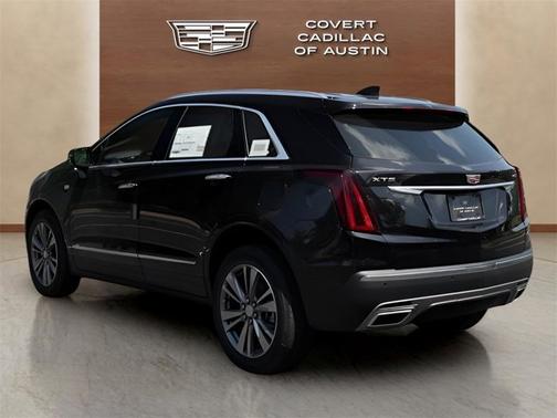 2025 Cadillac XT5 FWD Premium Luxury