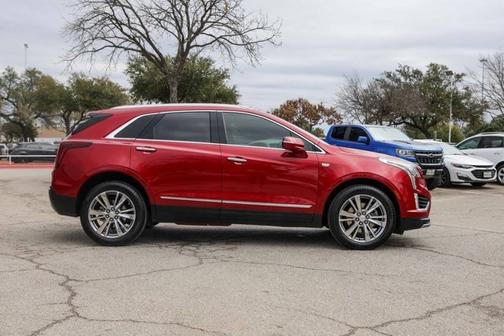 2024 Cadillac XT5 FWD Premium Luxury