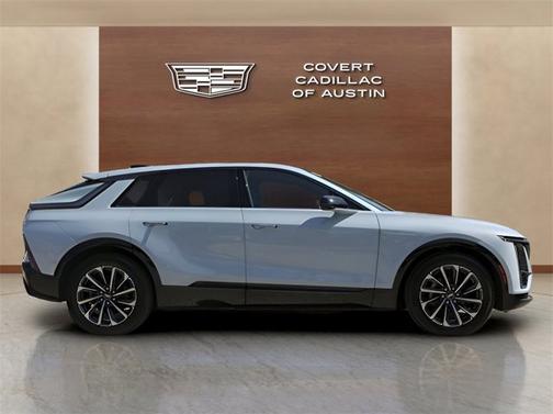 2024 Cadillac LYRIQ Sport