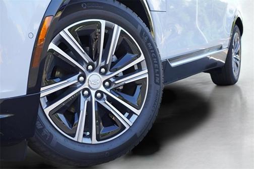 2026 Cadillac LYRIQ Premium Luxury