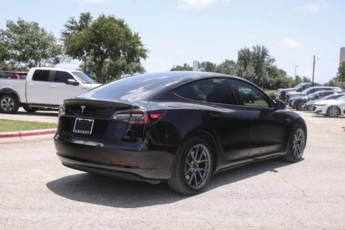 2022 Tesla Model 3 Base