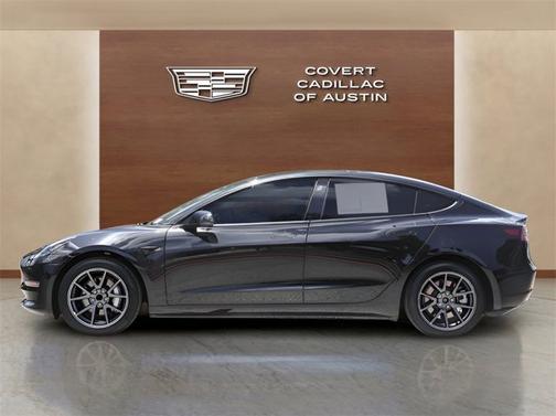 2022 Tesla Model 3 Base