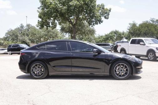 2022 Tesla Model 3 Base