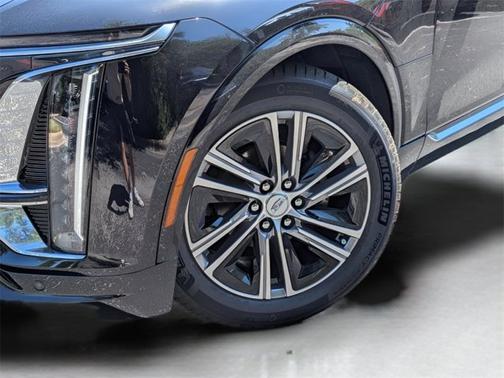 2026 Cadillac LYRIQ Premium Luxury